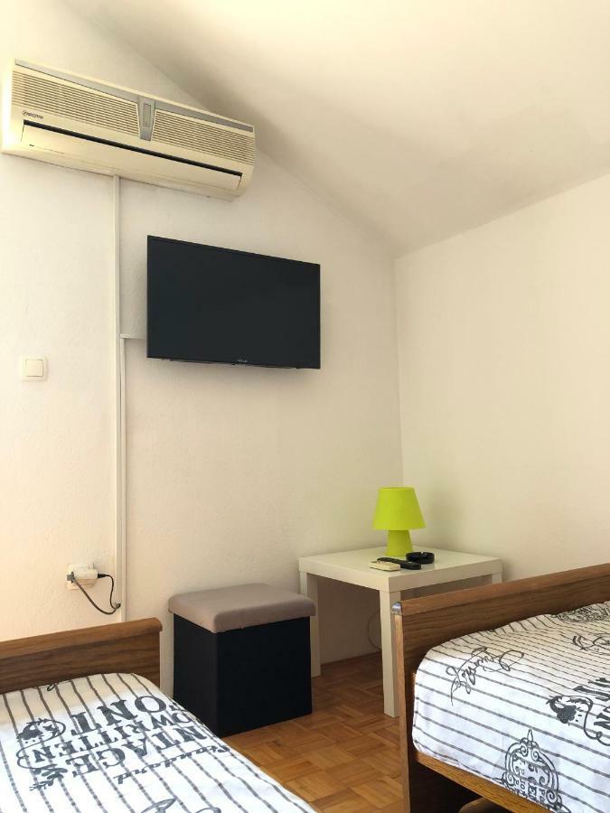 Smjestaj Mm Trebinje Hotel ภายนอก รูปภาพ